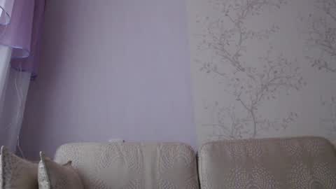 Snapshot of dulcieheath chatting on 02.25.25 dulcieheath online show from 02.25.25