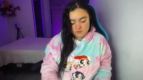 Snapshot of dumont_model chatting on 09.23.25 Nicole online show from 09.23.25