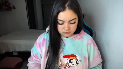 Snapshot of dumont_model chatting on 10.05.25 Nicole online show from 10.05.25