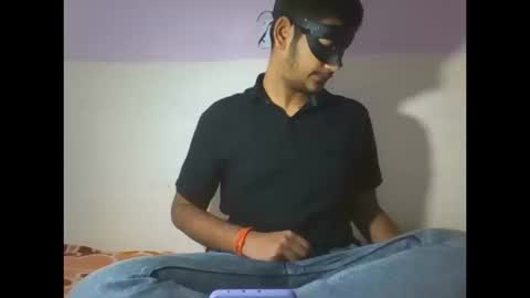 Snapshot of dusky_aarav chatting on 12.16.25 dusky_aarav online show from 12.16.25