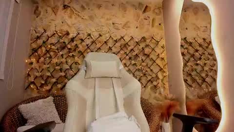 duskybeautyy online show from 02.28.26