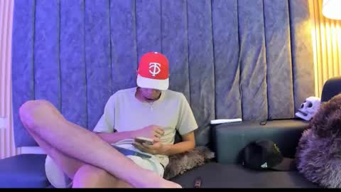 Snapshot of dustinandjordan chatting on 10.06.25 dustinandjordan online show from 10.06.25