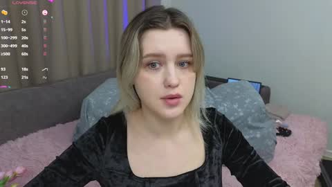 Dusya online show from 01.04.25