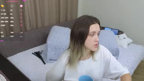 Dusya online show from 10.17.25