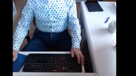 dutchpornking2 online show from 10.10.25