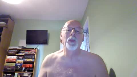 Snapshot of dutchunclejohn chatting on 06.23.26 DutchUncleJohn online show from 06.23.26