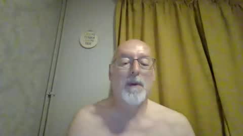 Snapshot of dutchunclejohn chatting on 06.24.26 DutchUncleJohn online show from 06.24.26
