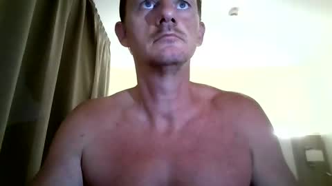 Snapshot of dutchwanker123 chatting on 02.19.25 dutchwanker123 online show from 02.19.25