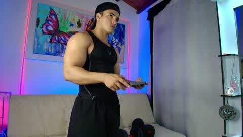 dwayne_esteven10 online show from 06.20.26