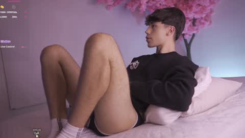 Snapshot of dwayne_xx chatting on 01.07.25 Dwayne xx online show from 01.07.25