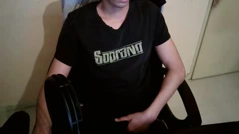 Snapshot of dwaynejamesjackson chatting on 12.22.25 dwaynejamesjackson online show from 12.22.25