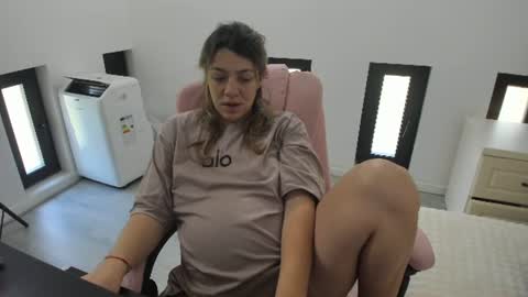 Snapshot of dyanakaylin chatting on 07.06.26 dayana online show from 07.06.26