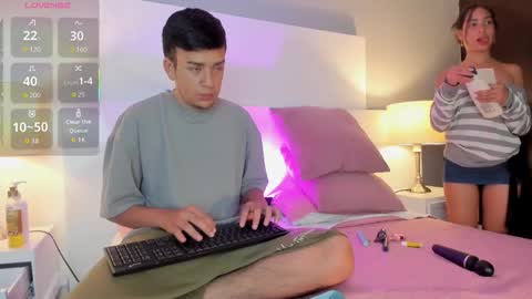 Snapshot of dylan_katee chatting on 12.17.25 Dylan and Katte online show from 12.17.25