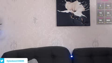 Snapshot of dylan_starxx chatting on 12.18.24 Dylan online show from 12.18.24