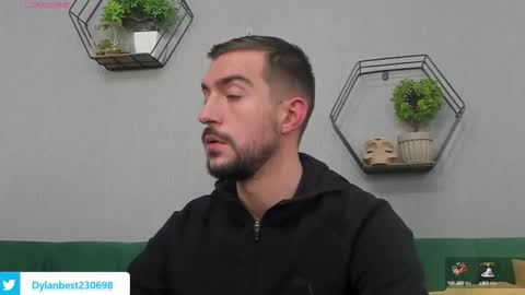 Snapshot of dylan_starxx chatting on 10.13.25 Dylan online show from 10.13.25
