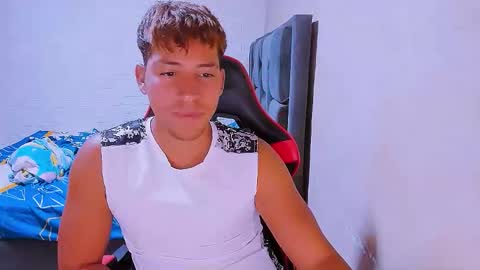 Snapshot of dylan_yvt chatting on 03.04.26 yohe online show from 03.04.26