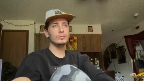 Dylan Daniel 7.8 online show from 09.09.25