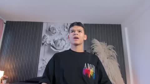 dylanroyce_ online show from 03.22.26