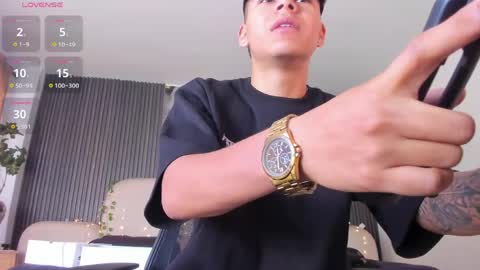 dylanroyce_ online show from 05.10.26