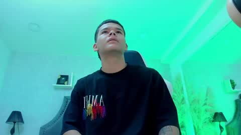 dylanroyce_ online show from 05.30.26
