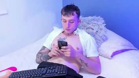 ---DYLAN--- online show from 02.21.25