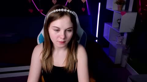 Snapshot of dyna_bae chatting on 02.16.25 Dyna online show from 02.16.25