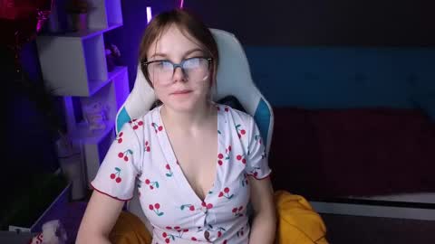 Snapshot of dyna_bae chatting on 03.02.25 Dyna online show from 03.02.25