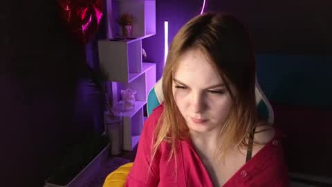 Snapshot of dyna_bae chatting on 03.09.25 Dyna online show from 03.09.25