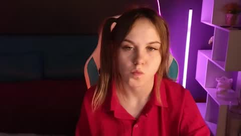 Snapshot of dyna_bae chatting on 03.09.25 Dyna online show from 03.09.25