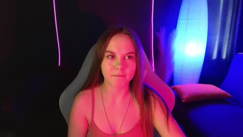 Snapshot of dyna_bae chatting on 10.16.25 Dyna online show from 10.16.25