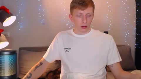 Snapshot of dyrinda chatting on 03.05.25 Julia and Dima online show from 03.05.25