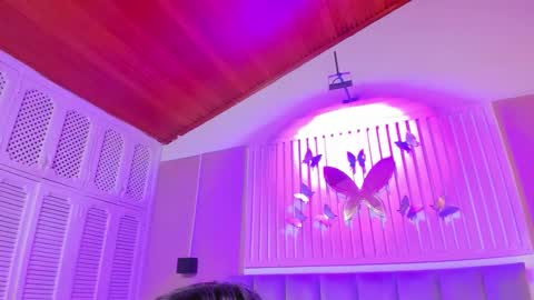 Juana online show from 10.30.25