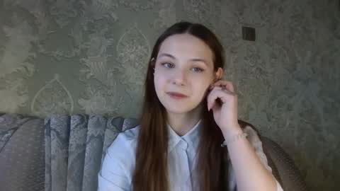 Snapshot of earlenegadsden chatting on 02.17.26 Yuni online show from 02.17.26