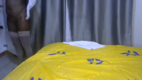 Snapshot of east_queen chatting on 02.20.25 east_queen online show from 02.20.25