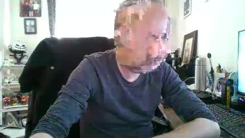 Snapshot of eastmidssoul chatting on 09.24.25 eastmidssoul online show from 09.24.25