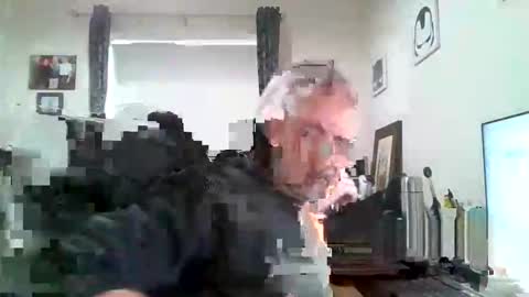 Snapshot of eastmidssoul chatting on 10.16.25 eastmidssoul online show from 10.16.25