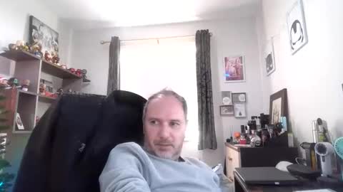 Snapshot of eastmidssoul chatting on 11.26.25 eastmidssoul online show from 11.26.25