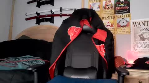 TWITTER   INSTAGRAM    easybreezy20   ONLINE 1230 AM TO 7AM online show from 12.11.24