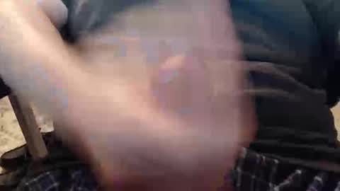 Snapshot of eat_a_peach2 chatting on 12.01.25 eat_a_peach2 online show from 12.01.25