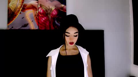 Snapshot of eban_dustan chatting on 01.06.26 Eban online show from 01.06.26