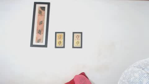 Laraand Drake online show from 12.14.24