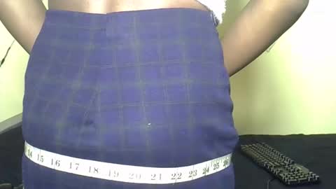 Snapshot of eboniana chatting on 09.15.25 eboniana online show from 09.15.25