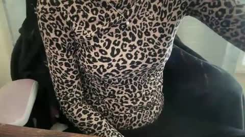 Snapshot of ebony8ivory chatting on 11.11.25 americnbarbie online show from 11.11.25