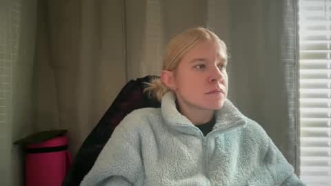 Snapshot of ebony8ivory chatting on 11.17.25 americnbarbie online show from 11.17.25