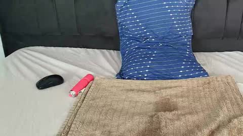 Snapshot of ebony_angelina chatting on 10.17.25 Angelina online show from 10.17.25