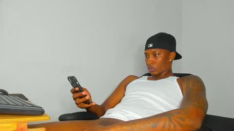 Snapshot of ebony_brandons chatting on 02.15.25 Brandon online show from 02.15.25