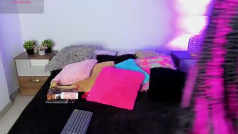 ebony_cute9 online show from 04.04.26