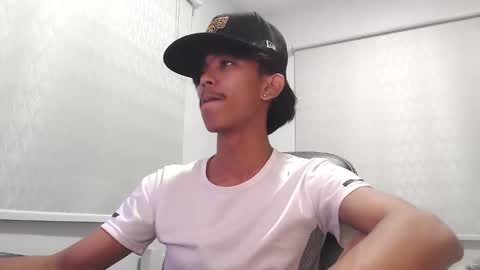 ebony_fuckboy online show from 10.28.25