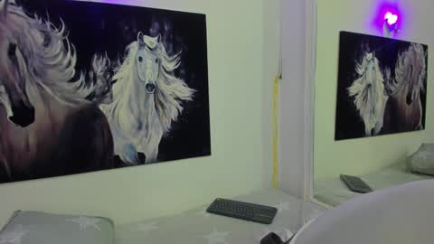 Snapshot of ebony_katterin chatting on 01.15.25 ebony_katterin online show from 01.15.25