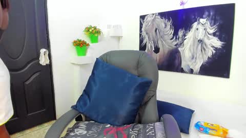 Snapshot of ebony_katterin chatting on 02.09.25 ebony_katterin online show from 02.09.25